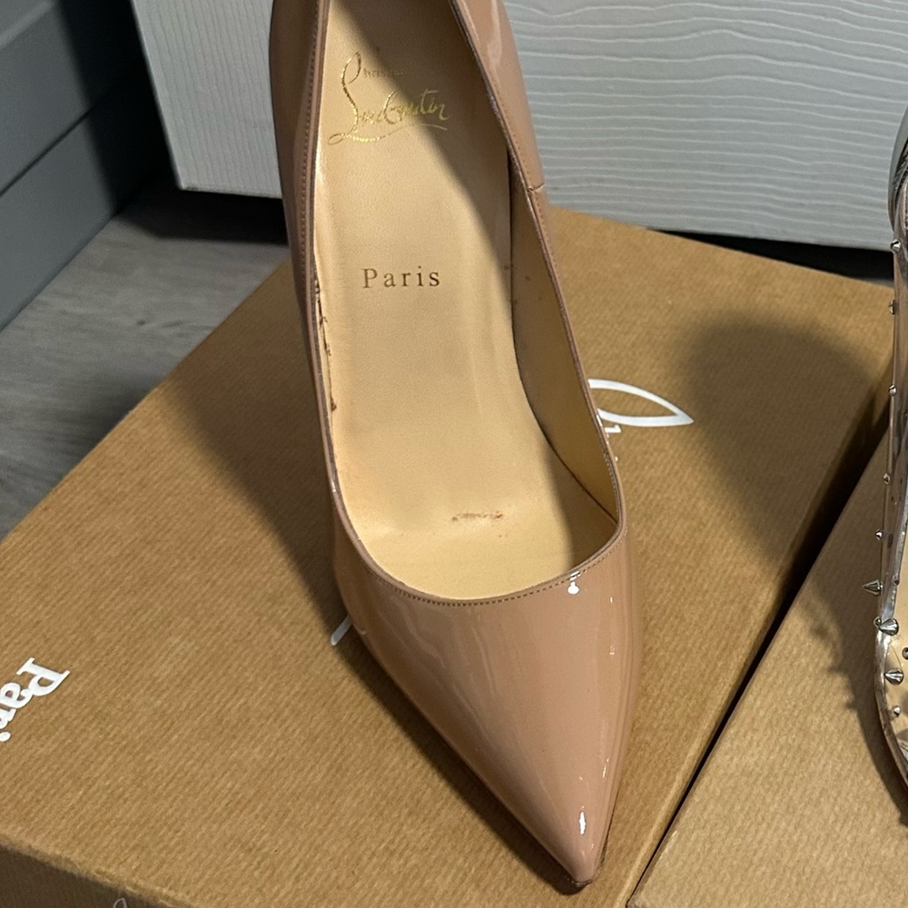 Nude so Kate Christian Louboutin heel